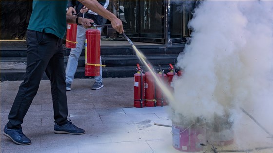 消防安全,消防演练,灭火训练